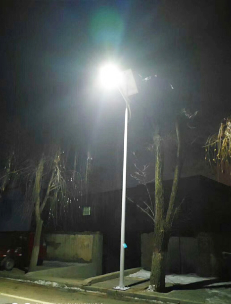 积石山县和田太阳能路灯项目