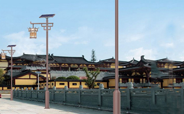 抗风型和田太阳能路灯：保障稳定照明不受风害