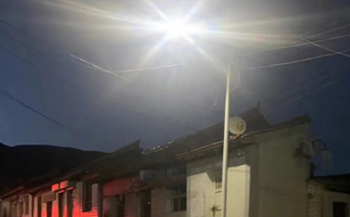 农村院子里最适合的和田太阳能路灯亮度与安装要点 农村院子里最适合的和田太阳能路灯亮度与安装要点